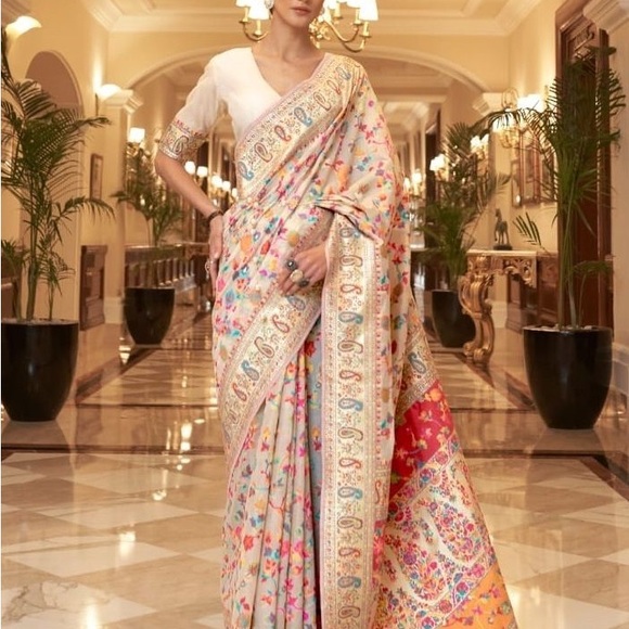 Kashmiri Modal weaving Saree - Picture 4 of 8